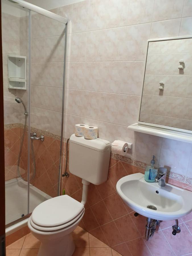 Apartmaji Tim Izola Εξωτερικό φωτογραφία