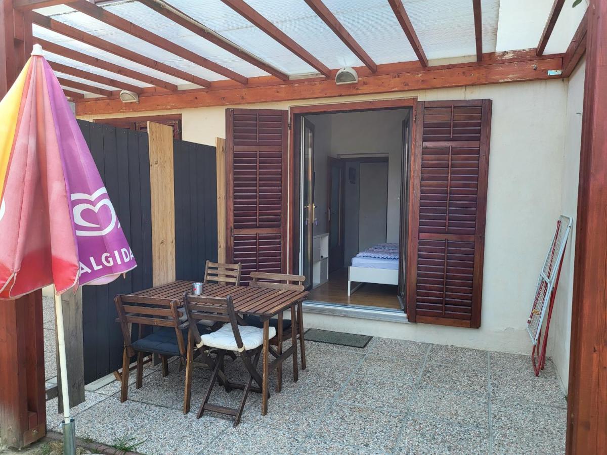 Apartmaji Tim Izola Εξωτερικό φωτογραφία