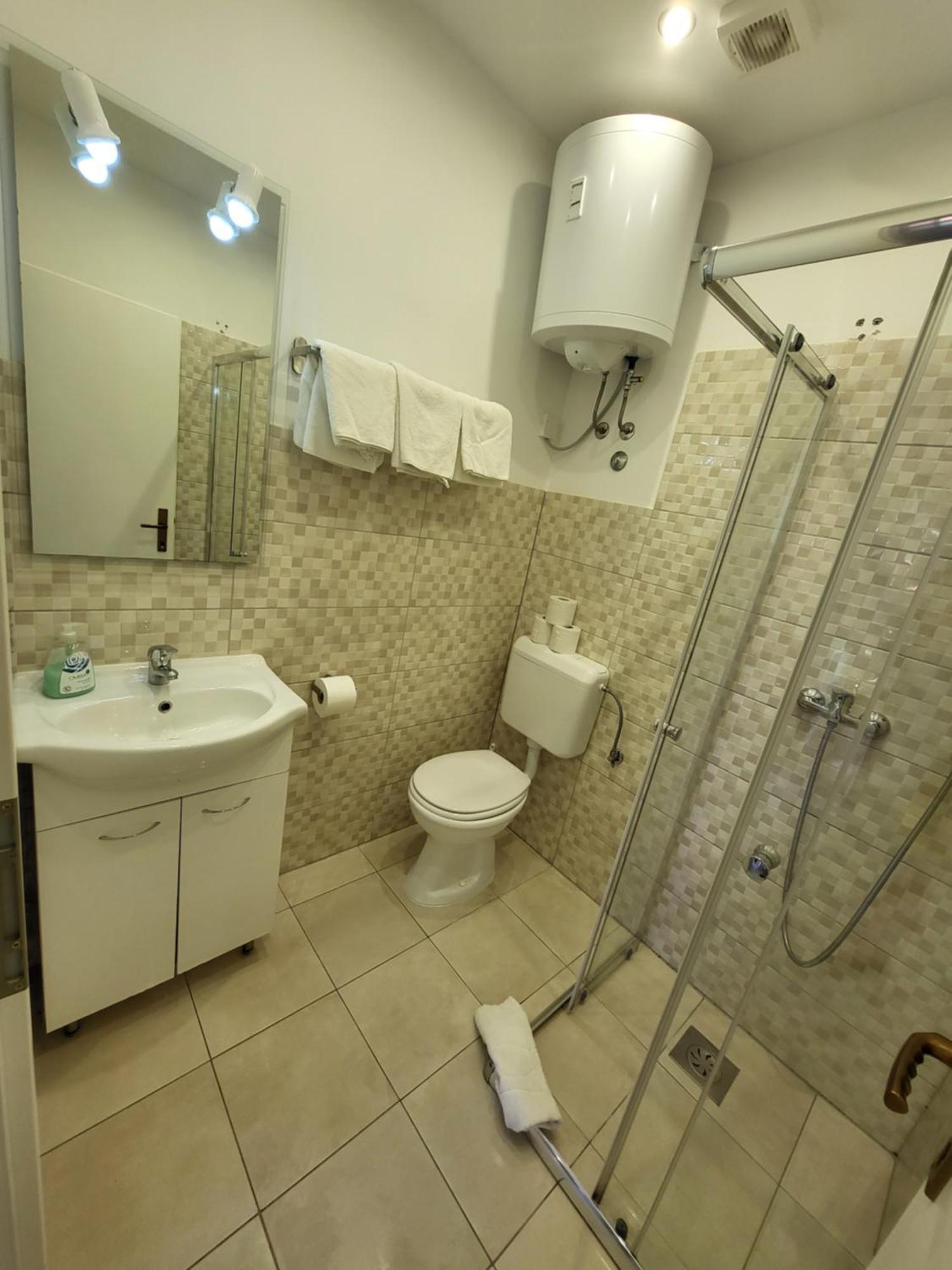 Apartmaji Tim Izola Δωμάτιο φωτογραφία